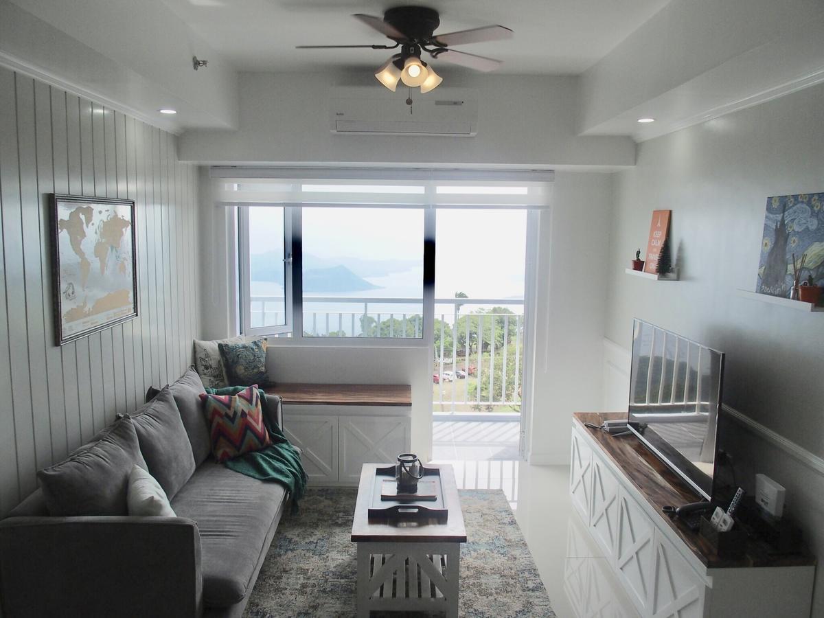 Cozy Family Suite With Stunning View Of Taal Tagaytay City Esterno foto