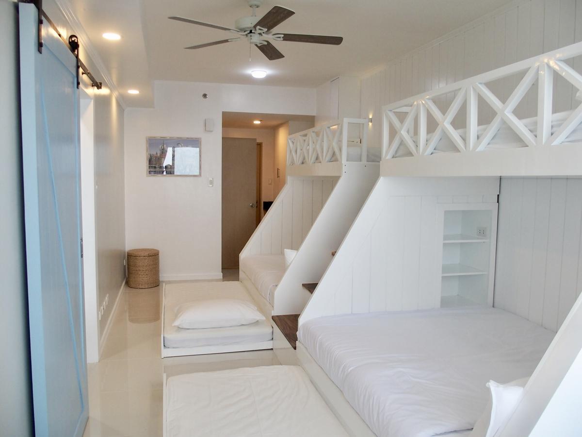 Cozy Family Suite With Stunning View Of Taal Tagaytay City Esterno foto
